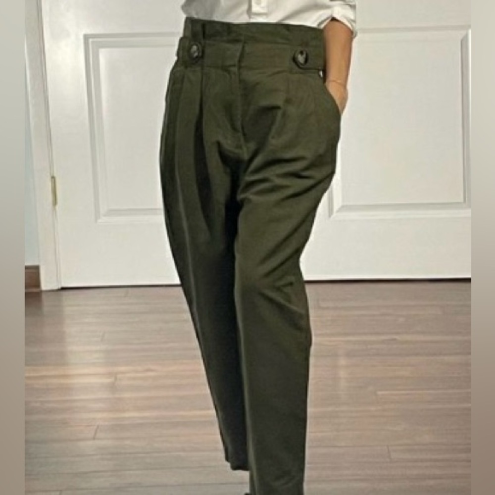 (Q) Zara‎ women's military green paperbag trousers size S